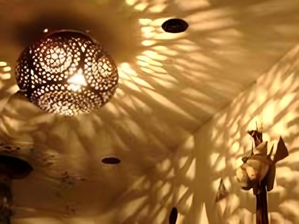 Arabian Art Hotel & Gallery 御宿町 エクステリア 写真