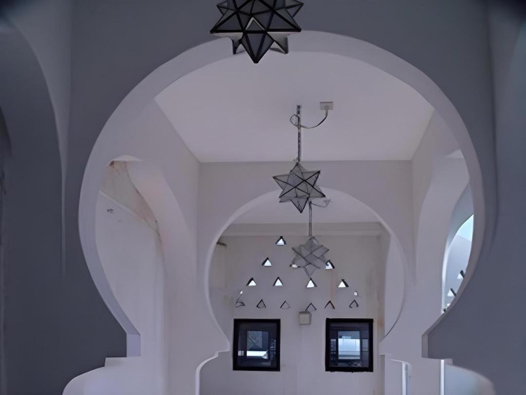 Arabian Art Hotel & Gallery 御宿町 エクステリア 写真