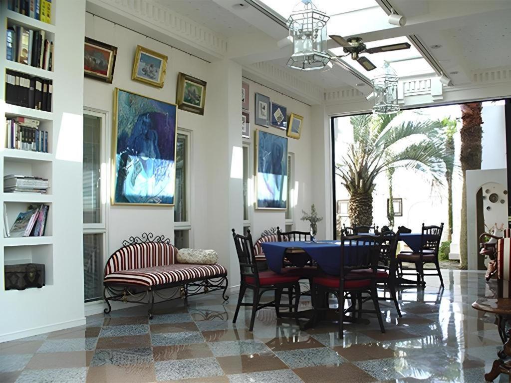 Arabian Art Hotel & Gallery 御宿町 エクステリア 写真