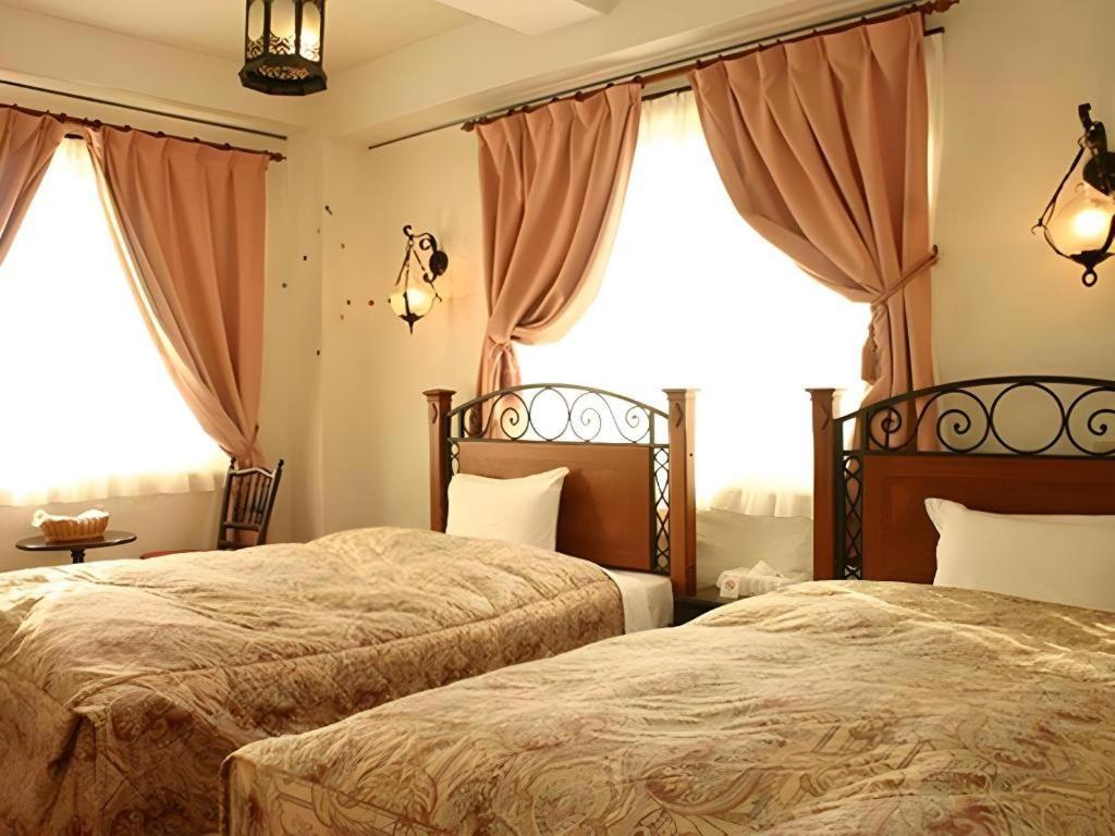Arabian Art Hotel & Gallery 御宿町 エクステリア 写真