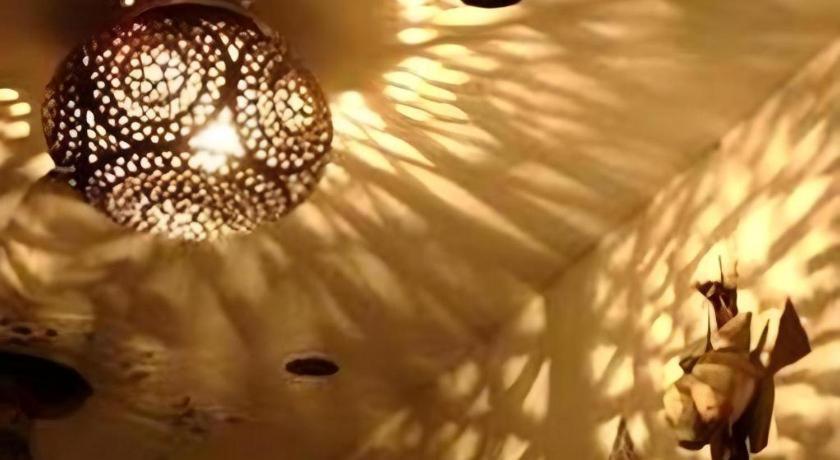 Arabian Art Hotel & Gallery 御宿町 エクステリア 写真